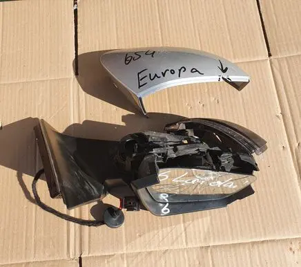 Skoda Scala Front door wing mirror part 654857934R 658857408