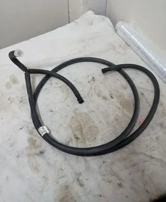 Mercedes-Benz GL X164 Windshield washer fluid hose A1648600092