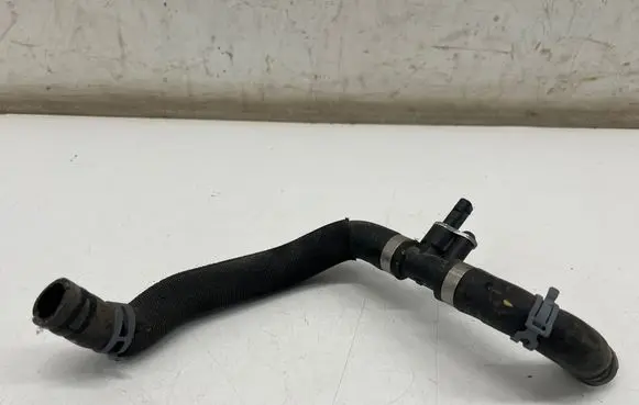 Audi Q8 e-tron Engine coolant pipe/hose 4KE121036F