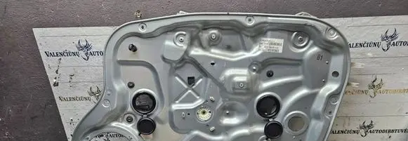 KIA Ceed Front window lifting mechanism without motor 824801H100 008673 000574