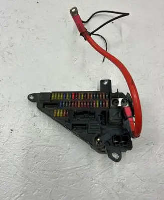 BMW 5 E60 E61 Fuse module 6906619