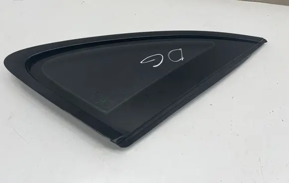 Porsche Macan (95B) Rear side window 95B845298XA