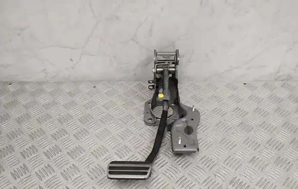 Ford Mach-E I Brake pedal LJ9C2D094CD