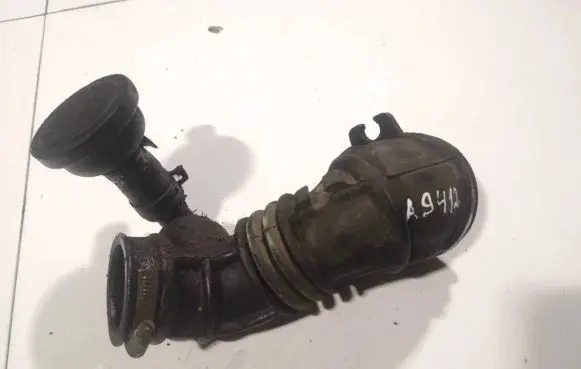 Opel Vectra B Air intake hose/pipe