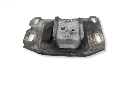 Opel Combo E Gearbox mount 9812667680 9673768480C 9807420980B