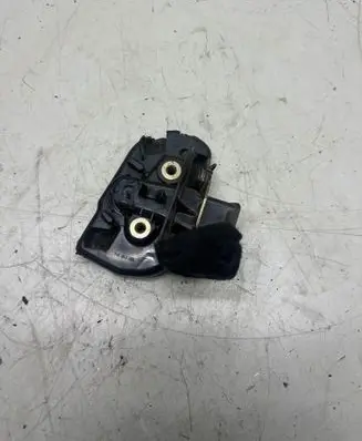 Volkswagen Caddy Sliding door lock 7H0843604