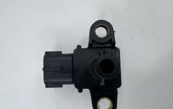 Opel Zafira B Air pressure sensor 24426679 1402