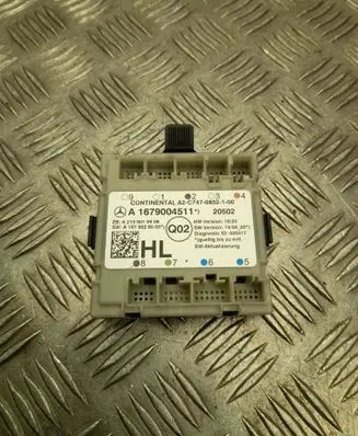 Mercedes-Benz EQC Door control unit/module A1679004511
