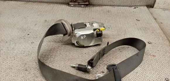KIA Carens II Front seatbelt 