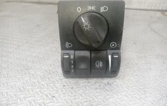 Light switch