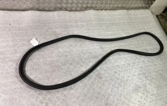 Hyundai Kona I Trunk rubber seal (body) 