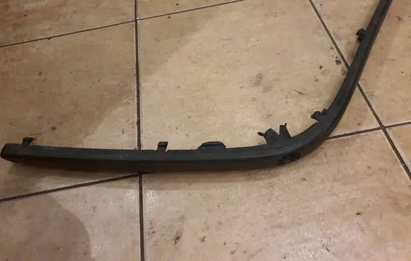 BMW 5 E39 Rear bumper trim bar molding 51122498501