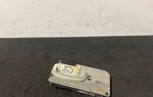 Headlight ballast module Xenon