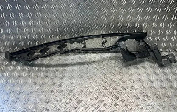 BMW X6 E71 Fender mounting bracket 7157990