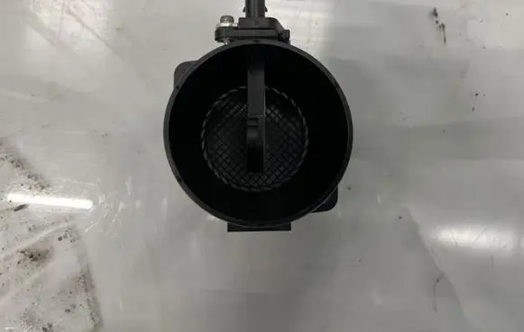 Audi A5 8T 8F Mass air flow meter 06J906461D
