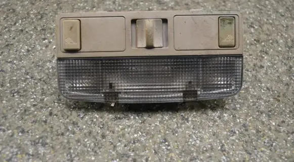 Audi A4 S4 B5 8D Front seat light 8D0947111 398000