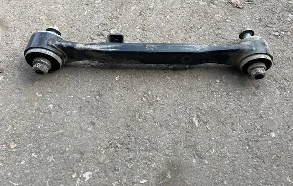Dodge RAM Rear control arm 68279715AA