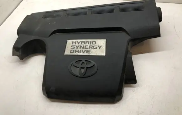 Toyota RAV 4 (XA40) Engine cover (trim) 1260136060 1260136050