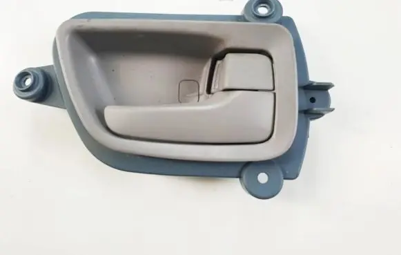 Mitsubishi Grandis Front door interior handle