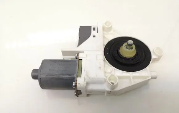 Rear door window regulator motor