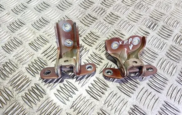 Hyundai i20 (GB IB) Front door hinge set 