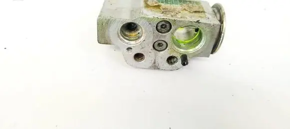 Air conditioning (A/C) expansion valve
