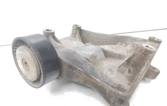 Opel Vectra C A/C compressor mount bracket 55187675 55190811
