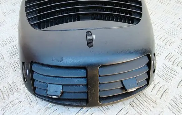 Alfa Romeo GT Dash center air vent grill 225501