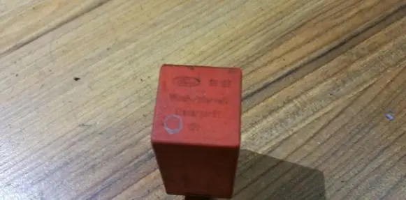 Ford Mondeo MK I Other relay 68125 9md108