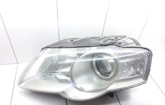 Volkswagen PASSAT B6 Headlight/headlamp 3C0941005M 89312175