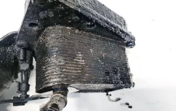 Saab 9-3 Ver2 Engine oil radiator 5989070241 ktm47040