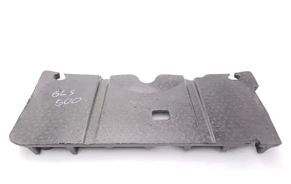 Mercedes-Benz GLS X166 Other trunk/boot trim element A1668991400