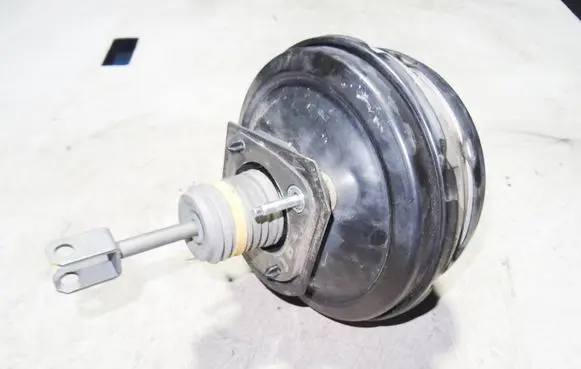 BMW 5 GT F07 Brake booster 296786685047