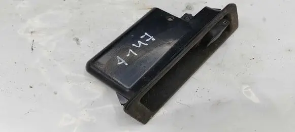 BMW 5 E39 Glove box 51168159701