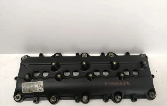 Dodge Durango Rocker cam cover 53022085 53022085AD 53022324QA