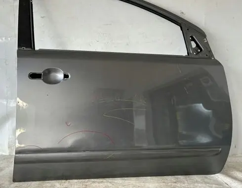 Nissan Note (E11) Front door