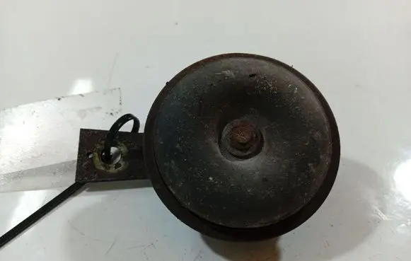 Nissan X-Trail T30 Horn signal 
