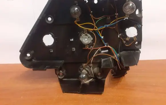 Tail light part