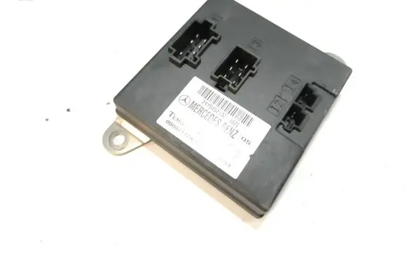 Mercedes-Benz E W211 Comfort/convenience module 2115452132 00007112A