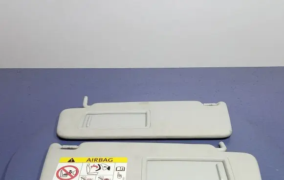 Skoda Fabia Mk3 (NJ) Sun visor