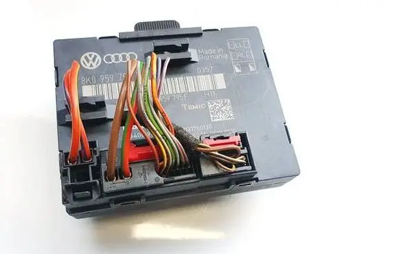 Audi A4 S4 B8 8K Door control unit/module 8K0959795F 8k0959795f