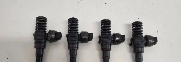 Fuel injectors set