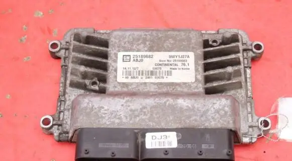 Chevrolet Cruze Engine control unit/module ECU 25189682