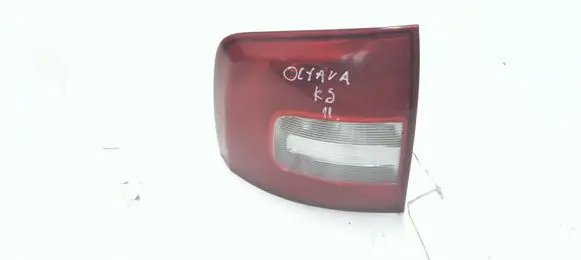 Skoda Octavia Mk2 (1Z) Rear/tail lights 27592102