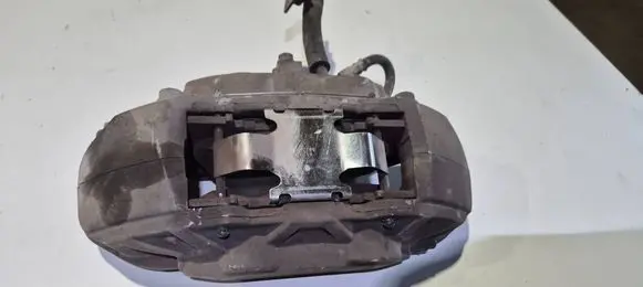 Ford Mustang VI Front brake caliper 