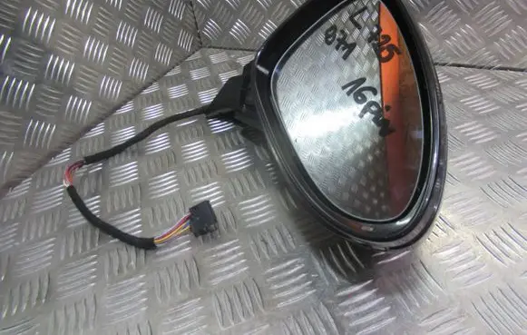 Porsche Panamera (971) Front door electric wing mirror