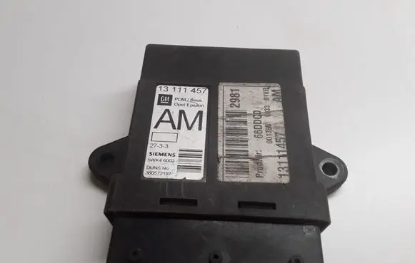 Opel Vectra C Door central lock control unit/module 13111457
