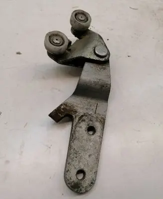 Peugeot Boxer Sliding door lower roller guide/hinge 