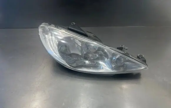 Peugeot 206 Headlight/headlamp 9628666780