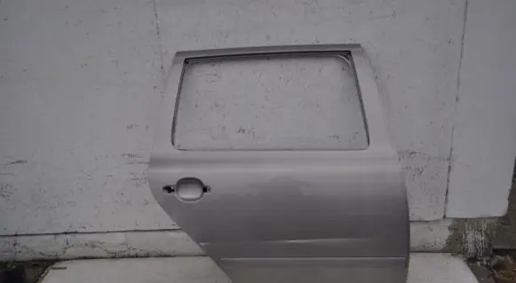 Skoda Octavia Mk1 (1U) Rear door